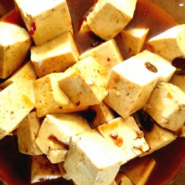 家常炒蒜苗：简单易学的美味佳肴